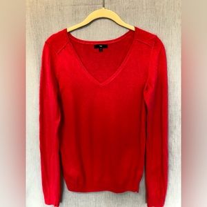 GAP rose pink sweater.